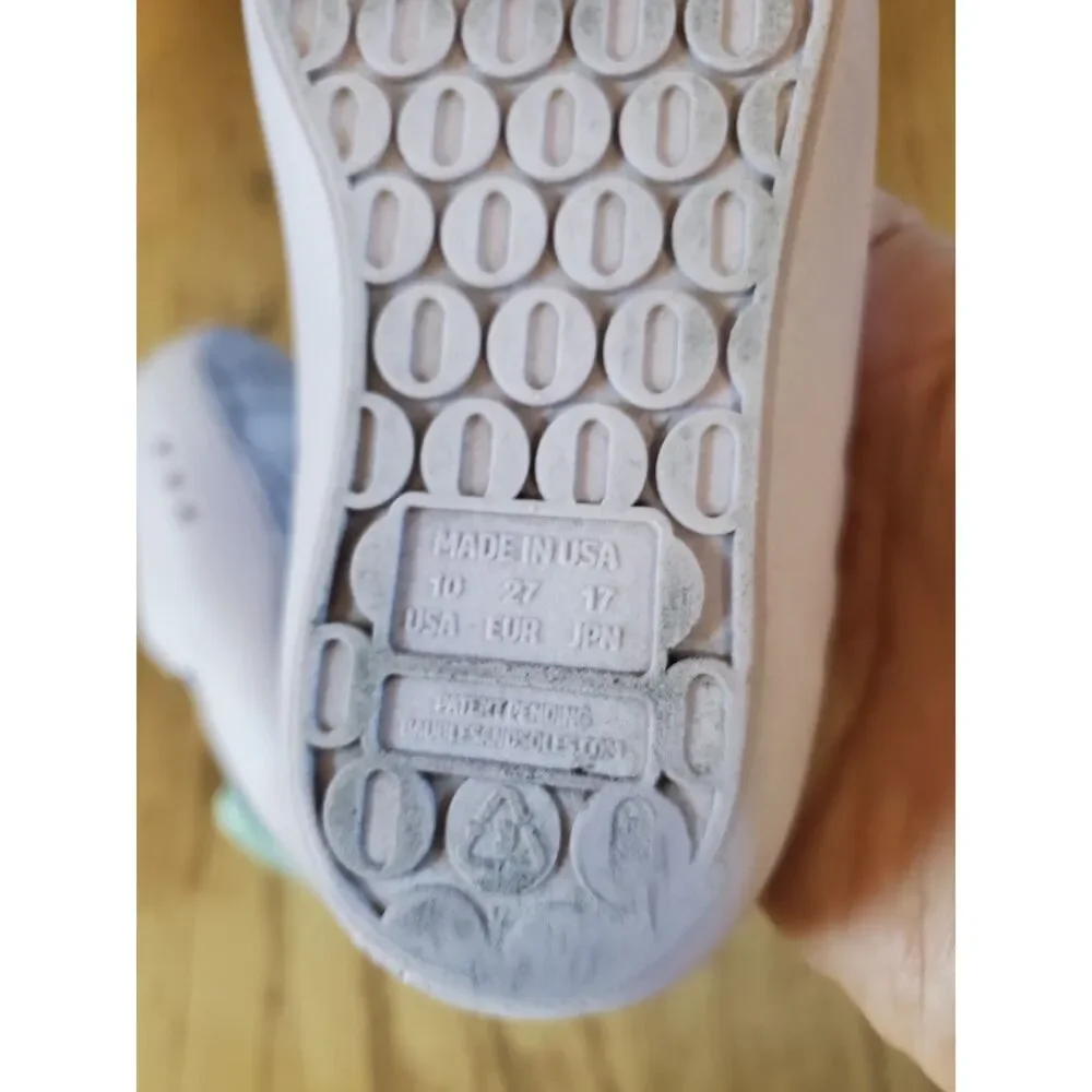 baubles + soles Girls 10 Kaia in Sand Shoes No Bauble/Charm GUC Discontinued
